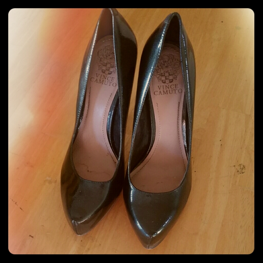 Vince Camuto Black Pumps